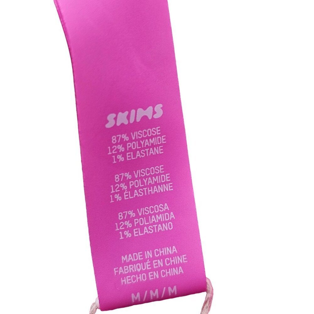 New with Tags SKIMS Knit Swim Skirt cover up in Magenta medium - Picture 5 of 5